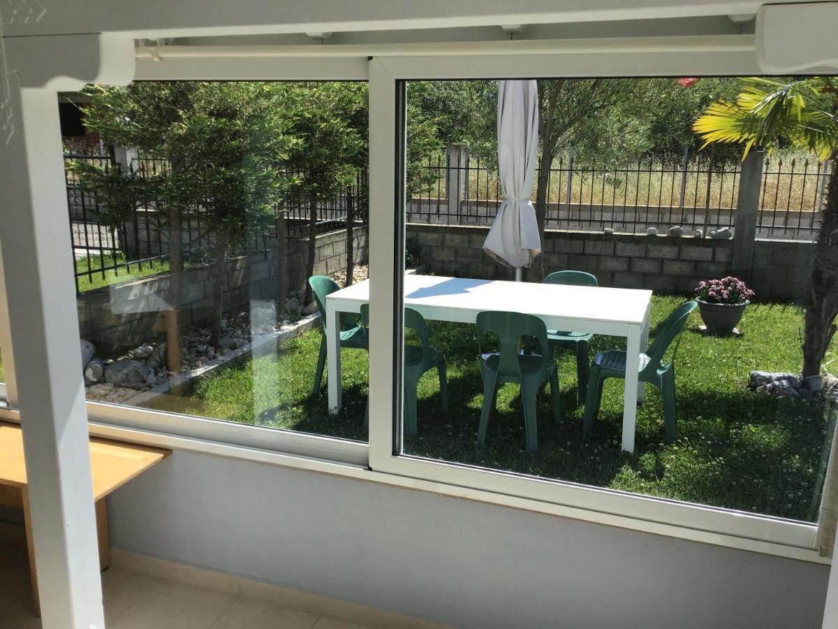 Villa Balsamico - Appartement Vue Sur Le Jardin Врасна Екстериор снимка